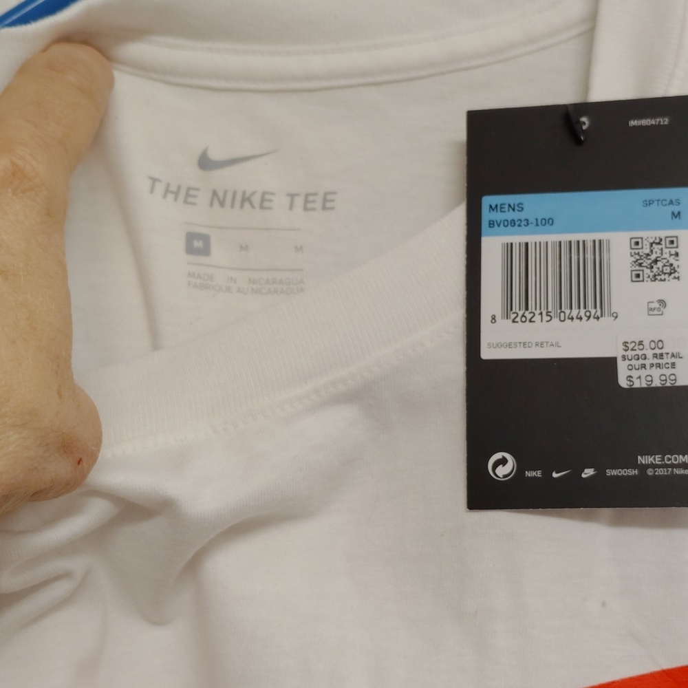 Nike Tshirt just do it Swoosh - Picture 2 of 2